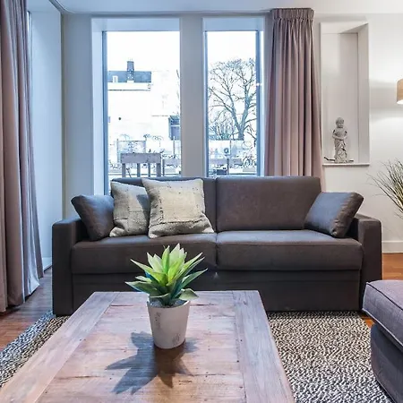 Short Group Amstel Delight Hotel