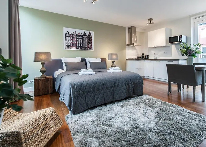 מלון Short Group Amstel Delight