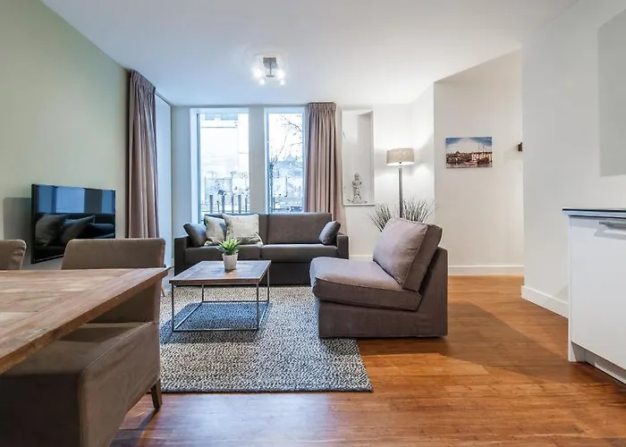 מלון Short Group Amstel Delight *