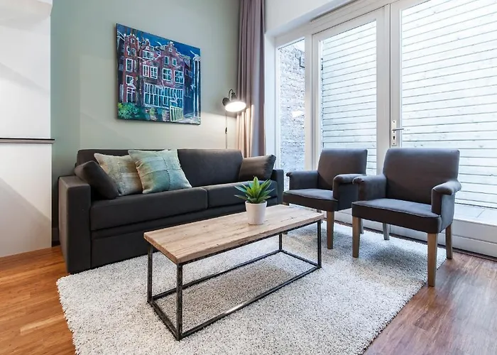 Short Group Amstel Delight * אמסטרדם